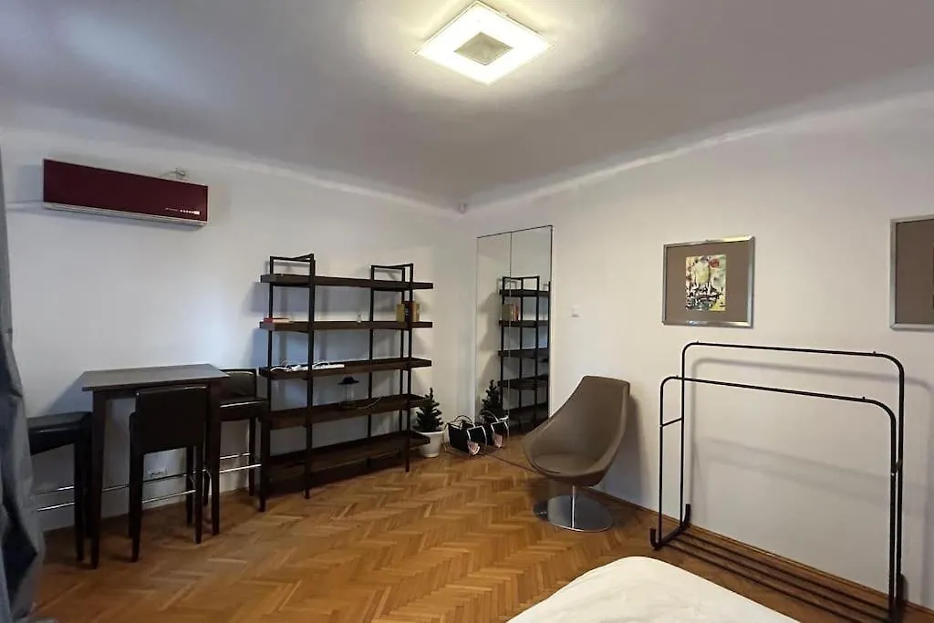 Victoriei Gateway Retreat Apartment Bucharest
